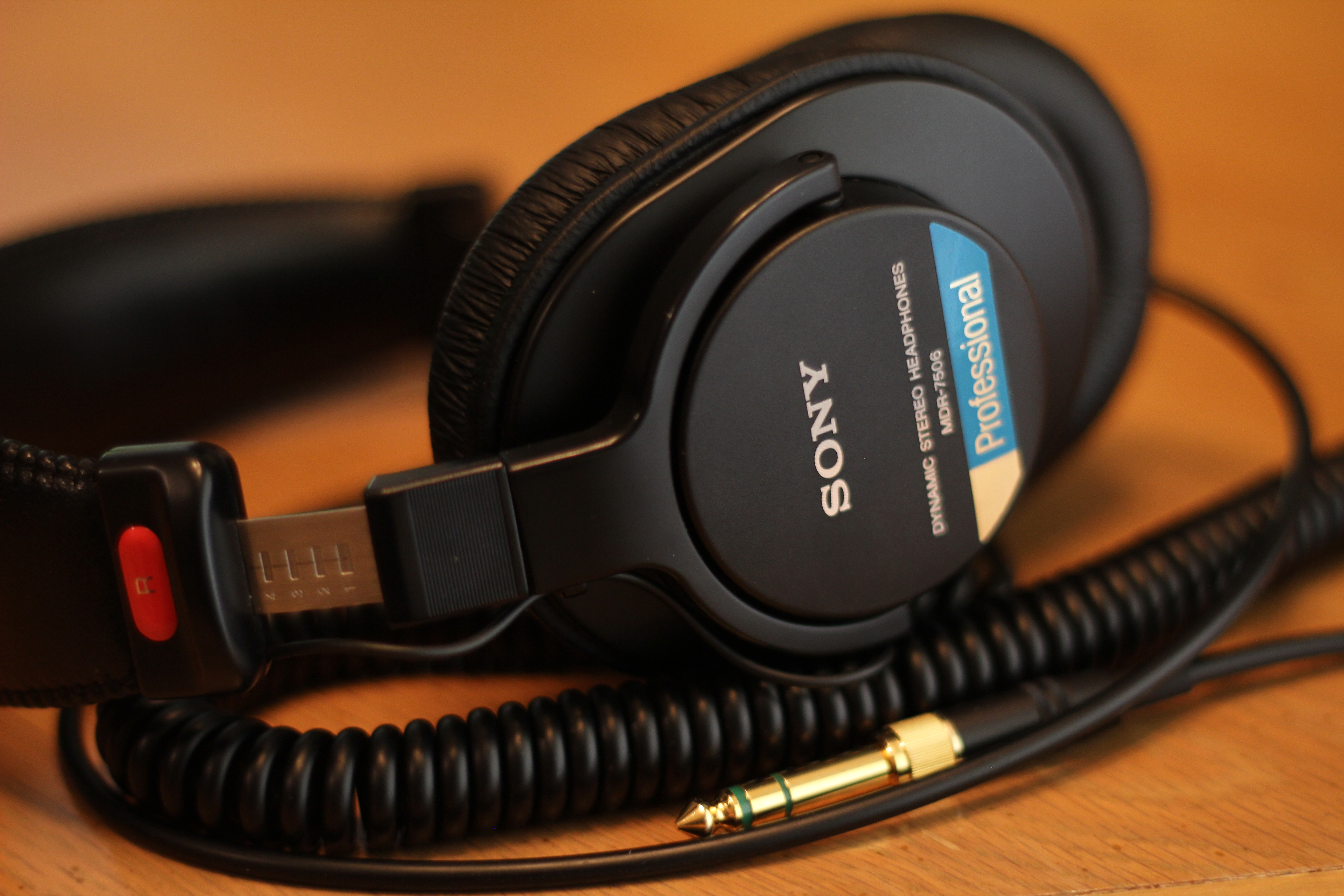 Гарнитура бу. Sony MDR-7506. Sony наушники Sony MDR-7506. МДР 7506. Sony MDR m50.